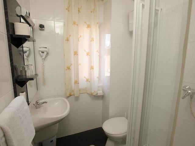 фотографии отеля Szonyi Garden Hotel Pest изображение №3