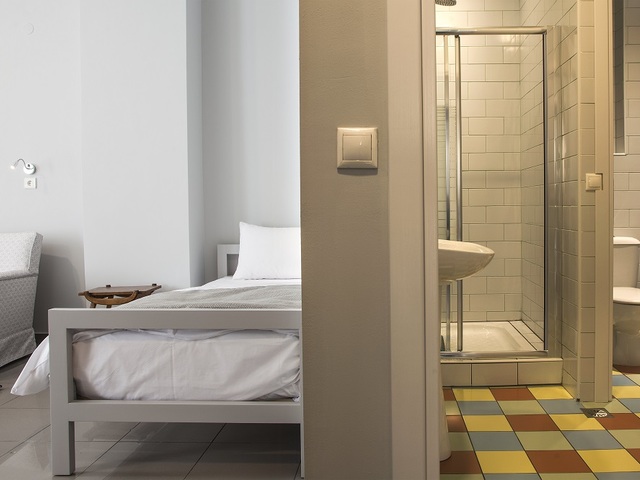 фотографии отеля The Caravan Bed & Breakfast изображение №7