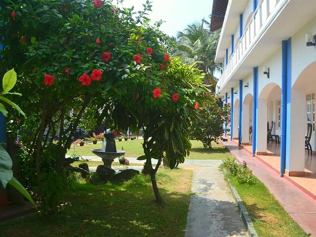 фотографии отеля Shanthi Beach Resort изображение №63