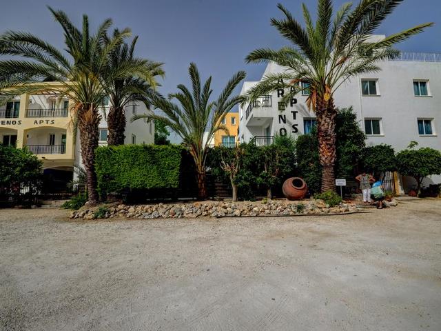 фотографии отеля Renos Tourist Apartments изображение №39