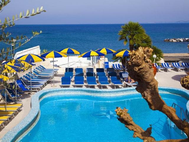 фотографии отеля Ambasciatori изображение №27