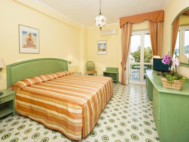 фотографии отеля Ambasciatori изображение №7