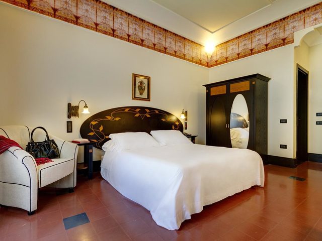 фотографии отеля Des Etrangers Hotel & Spa изображение №19