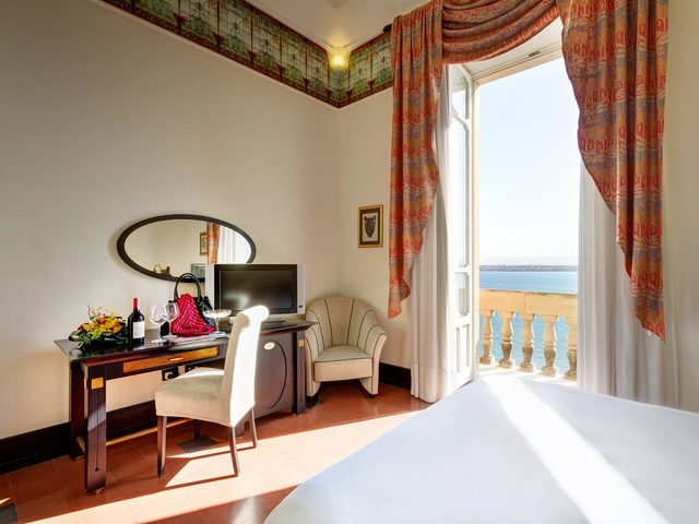 фото Des Etrangers Hotel & Spa изображение №18