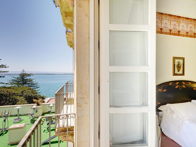 фото Des Etrangers Hotel & Spa изображение №14