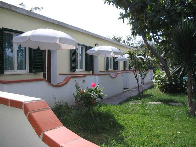фото отеля Albergo Villa Hibiscus изображение №5