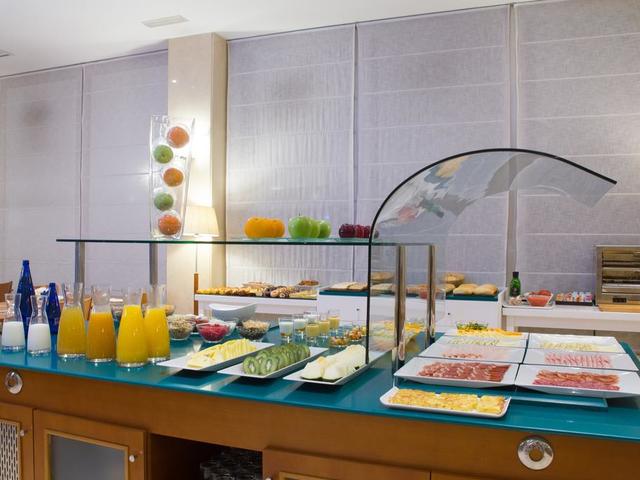 фотографии отеля NH San Pedro изображение №15