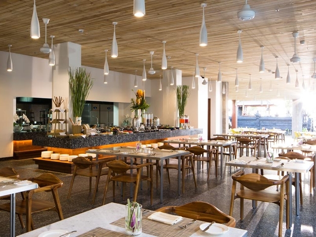 фото Maya Sanur Resort & Spa изображение №26