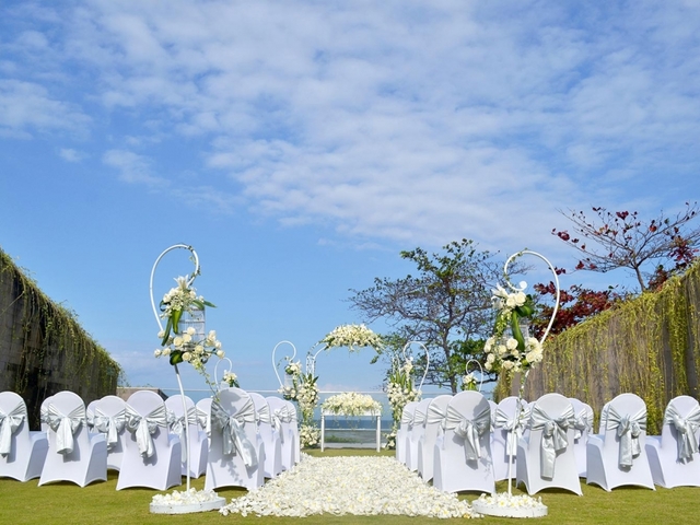 фото Maya Sanur Resort & Spa изображение №18