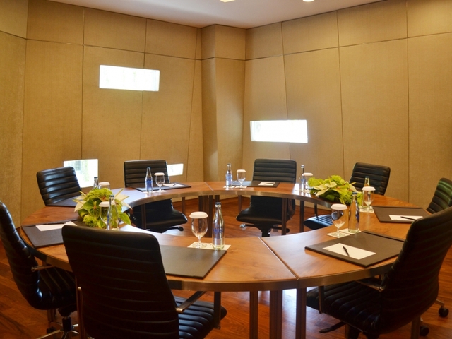 фото отеля Maya Sanur Resort & Spa изображение №17