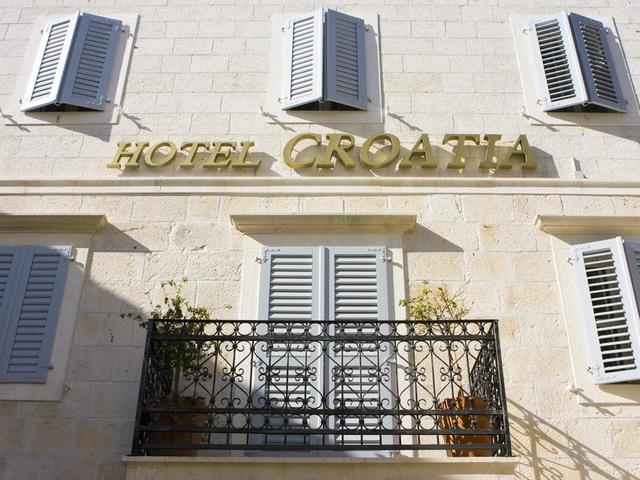 фото отеля Croatia изображение №9