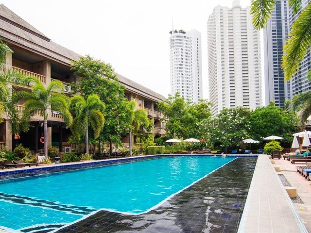 фото Plumeria Resort Pattaya (ex. Plumeria Serviced Apartment) изображение №18