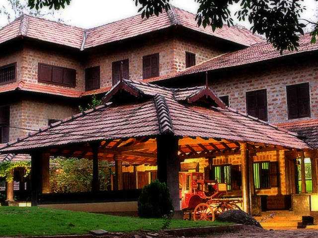 фото отеля Rajah Ayurvedic Hospital Rajah Healthy Acres изображение №1