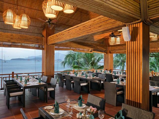 фото Vinpearl Nha Trang Bay Resort & Villas (ex.Vinpearl Premium Nha Trang Bay) изображение №18