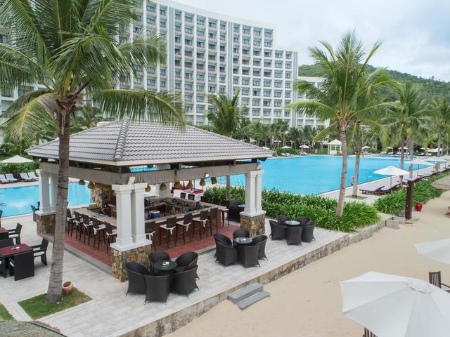 фото Vinpearl Nha Trang Bay Resort & Villas (ex.Vinpearl Premium Nha Trang Bay) изображение №14