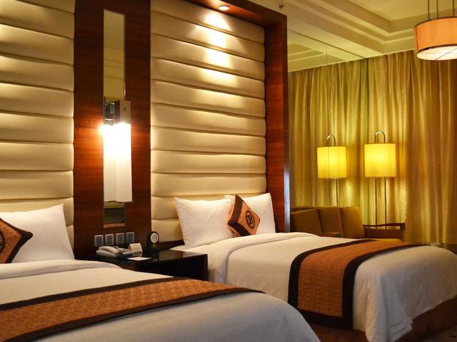 фото отеля Royal International Hotel & Villas (Royal Casino Hotel & Villa Halong Bay) изображение №25