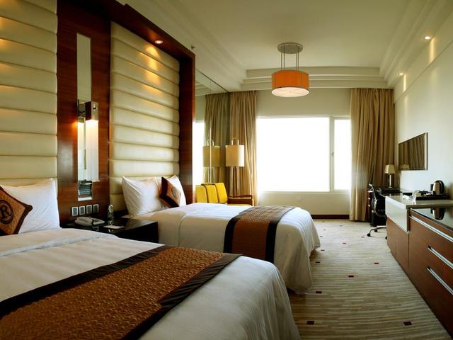 фото отеля Royal International Hotel & Villas (Royal Casino Hotel & Villa Halong Bay) изображение №21