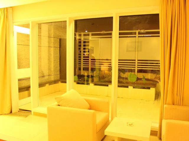 фотографии Nhi Phi Hotel изображение №16