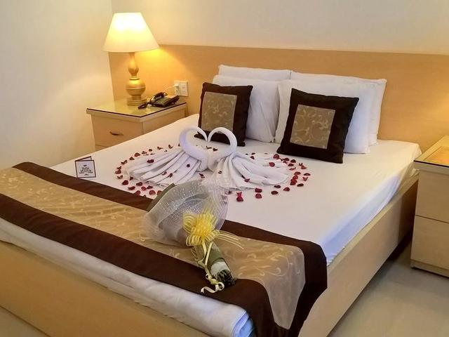 фото Tulip 2 Hotel изображение №2