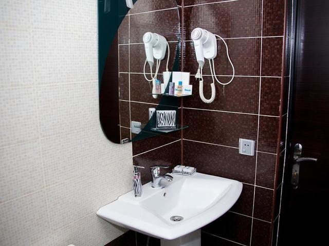 фото Issam изображение №38