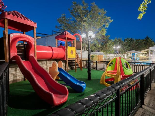 фото отеля Denise Beach изображение №29