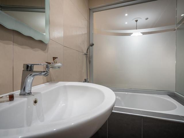 фотографии отеля Denise Beach изображение №23