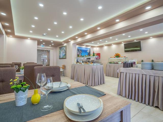 фото отеля Denise Beach изображение №9