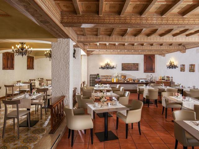 фото Colosseum Hotel изображение №34