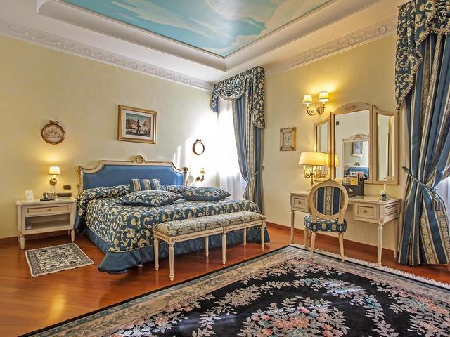 фотографии Daniel's Hotel изображение №36