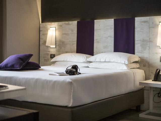 фотографии отеля The Guardian (ex. Smooth Hotel Rome Termini; Brasile) изображение №3