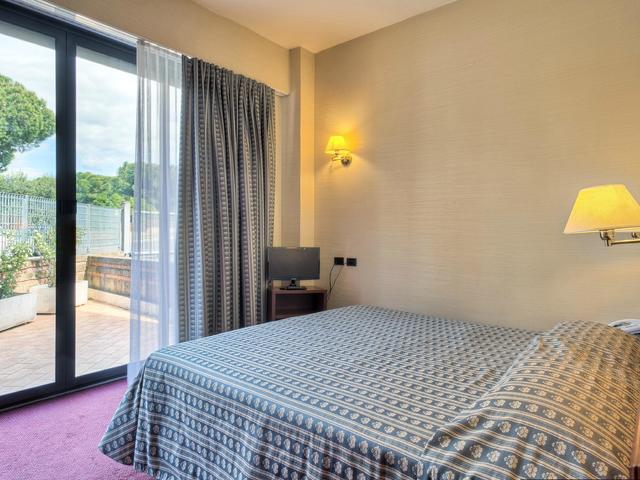 фотографии Petra Hotel and Residence изображение №24