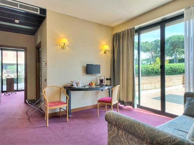 фотографии отеля Petra Hotel and Residence изображение №23