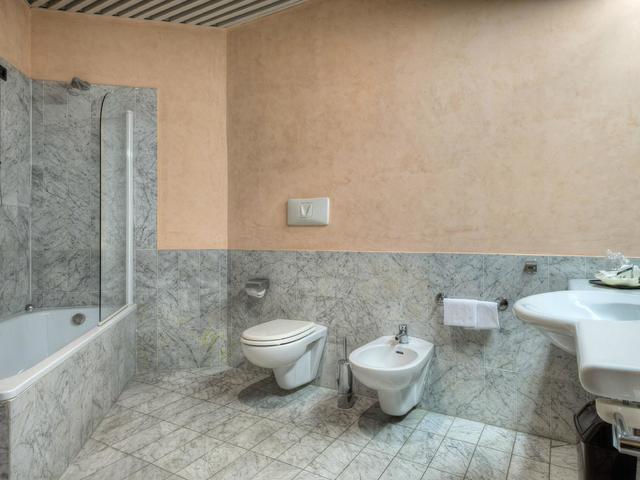 фото отеля Petra Hotel and Residence изображение №5