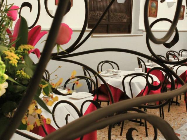 фотографии отеля Villa delle Rose изображение №27