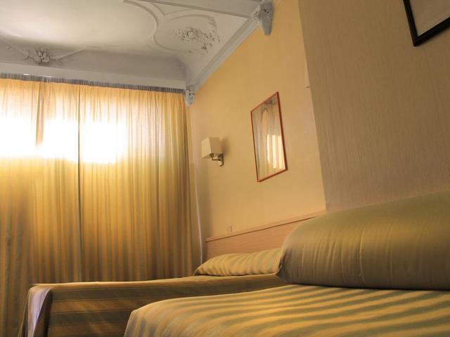 фото отеля Villa delle Rose изображение №13