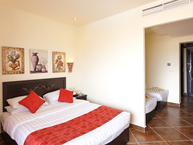 фото The Three Corners Sea Beach Resort (ex. Triton Sea Beach Resort; Holiday Beach Resort Marsa Alam) изображение №54