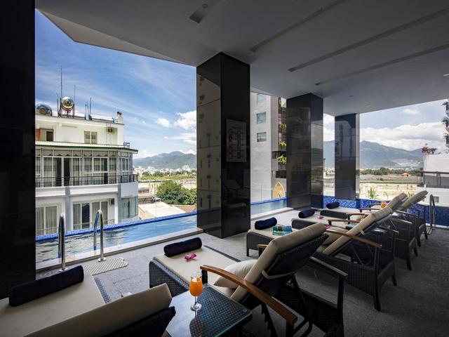 фото отеля Red Sun Nha Trang Hotel изображение №33