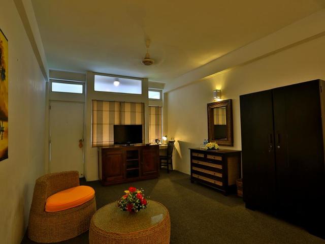 фото St.Lachlan Hotel & Suites изображение №14