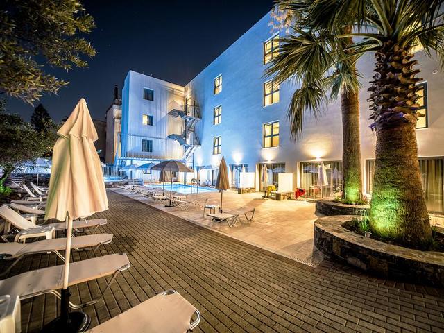 фотографии Pollis изображение №24