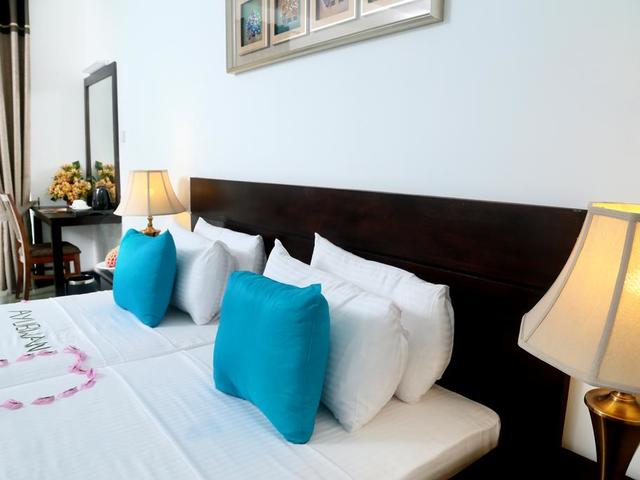 фото Rathna Beach Resort (Ex. Coco Royal Beach Resort) изображение №38