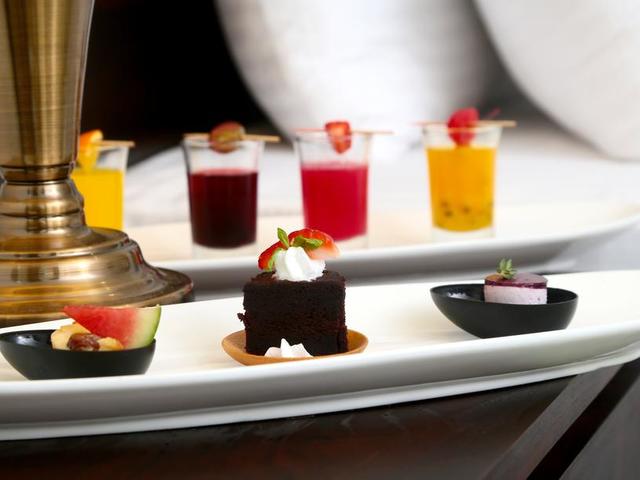 фото Rathna Beach Resort (Ex. Coco Royal Beach Resort) изображение №30