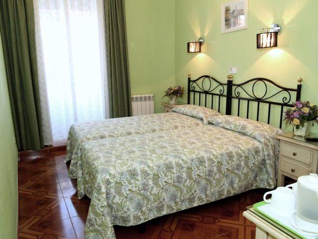 фотографии Hostal Los Alpes изображение №20