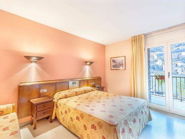 фотографии Pere d`Urg изображение №8