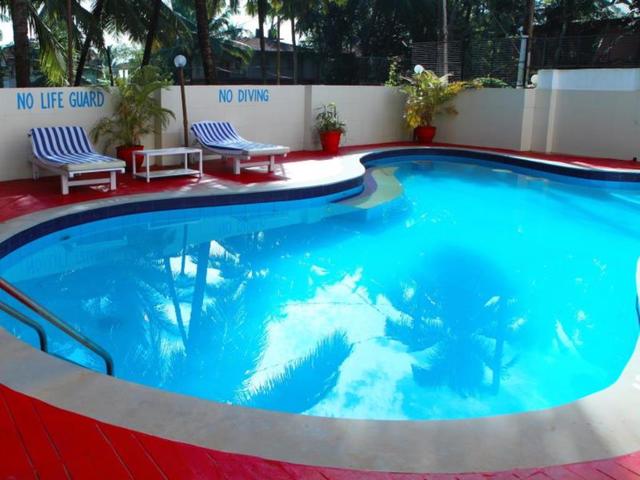 TreeHouse Stamp (ex. Treehouse Silken Sand; Alenea Resort)