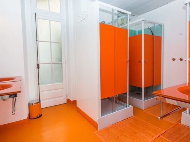 фотографии отеля Golden Tram 242 Lisbonne Hostel изображение №31