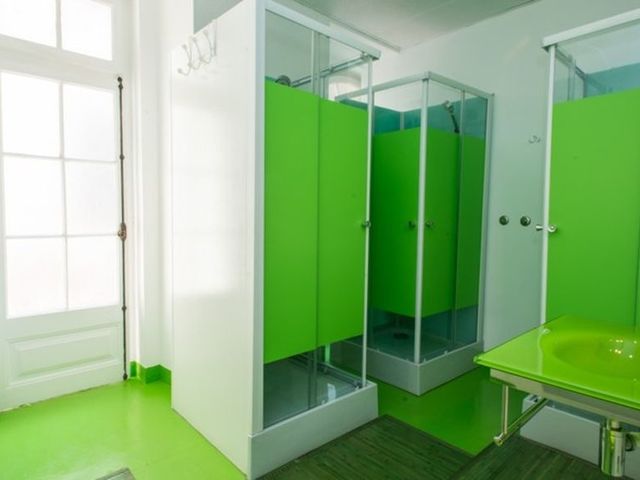 фотографии отеля Golden Tram 242 Lisbonne Hostel изображение №23