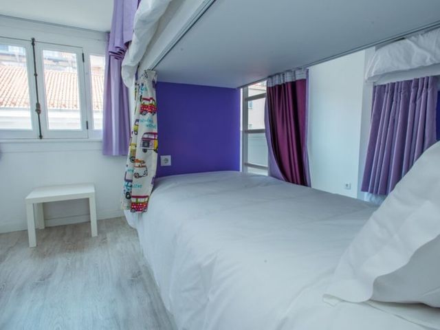 фотографии отеля Golden Tram 242 Lisbonne Hostel изображение №15
