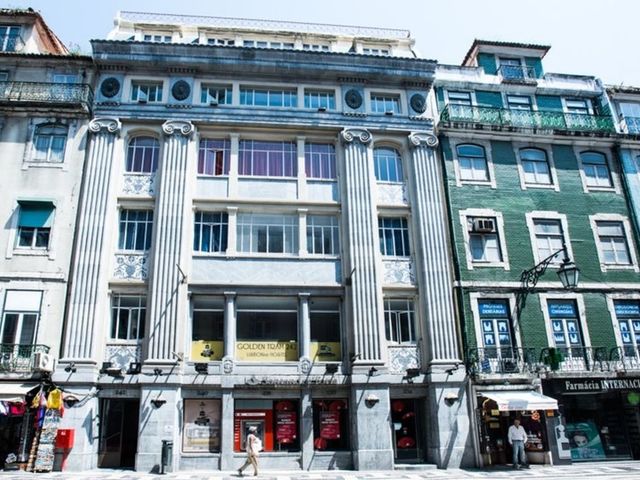 фото отеля Golden Tram 242 Lisbonne Hostel изображение №1