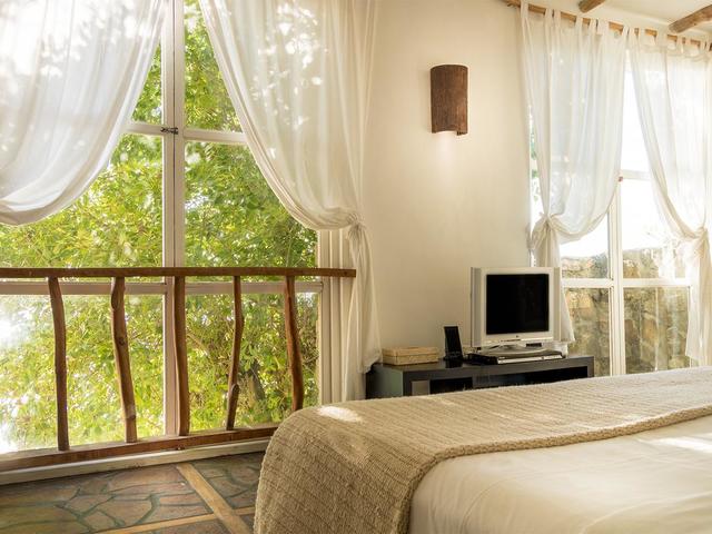 фото Bliss Hotel Seychelles (ex. Bliss Hill Secret Garden) изображение №2