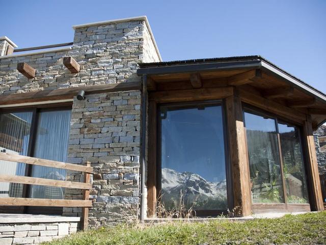 фотографии отеля Grand Hotel Besson изображение №7